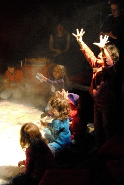 MalaktionSchaubude2-250