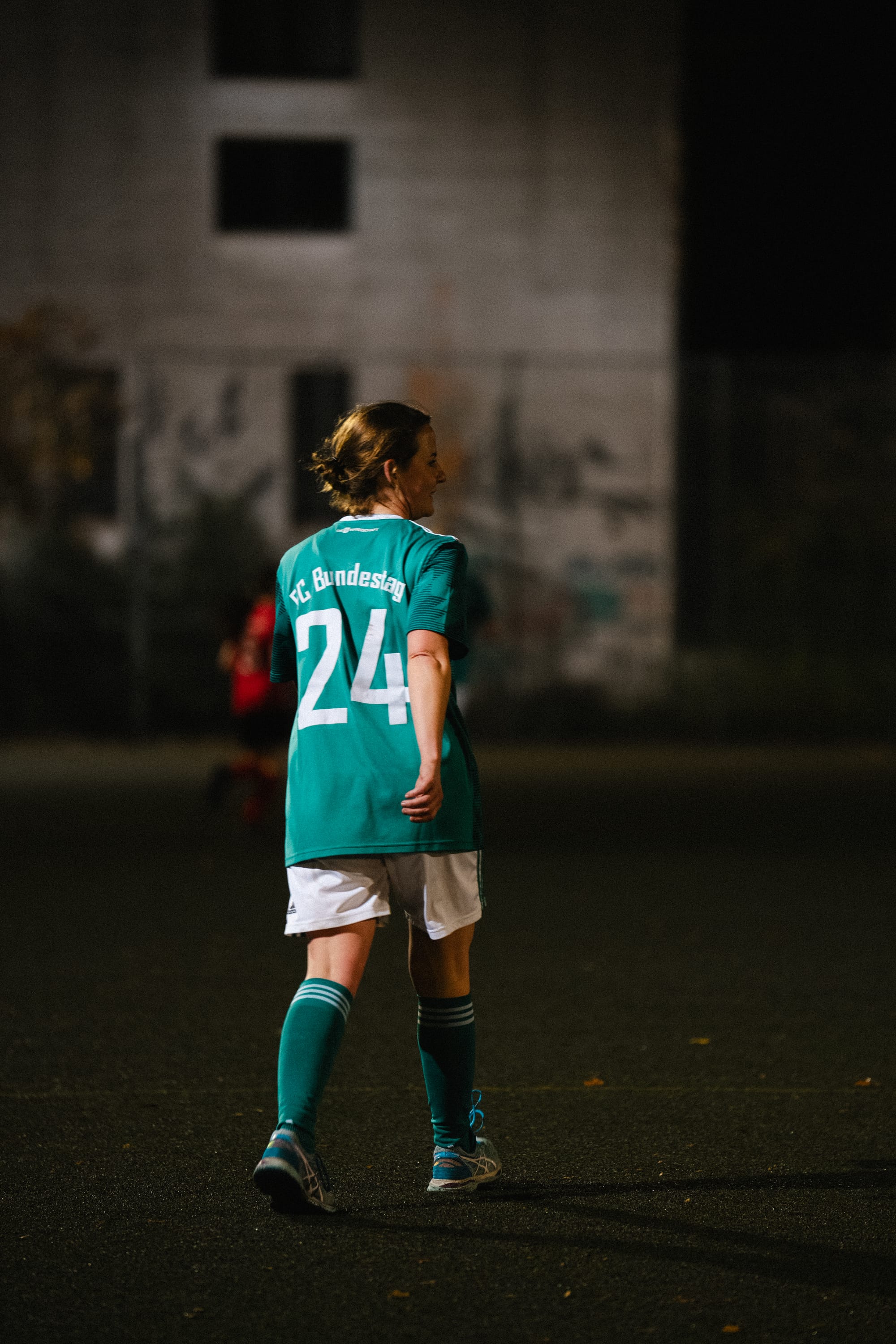 Fußball: Der Bundestag besiegt Moabit